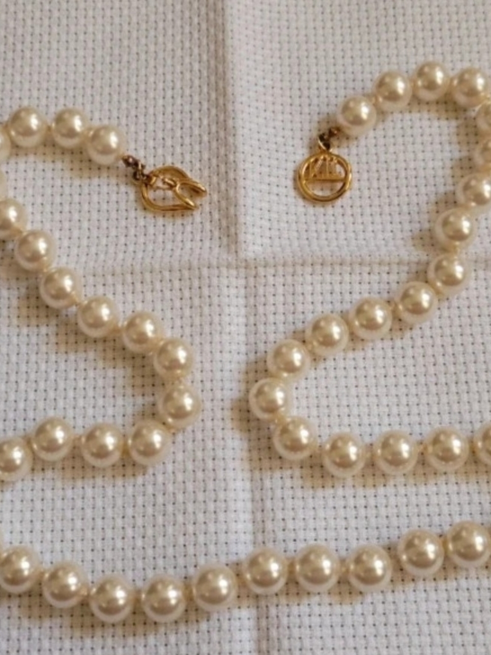 Kenneth Jay Lane Cream Pearl Necklace with Gold-Tone Accents